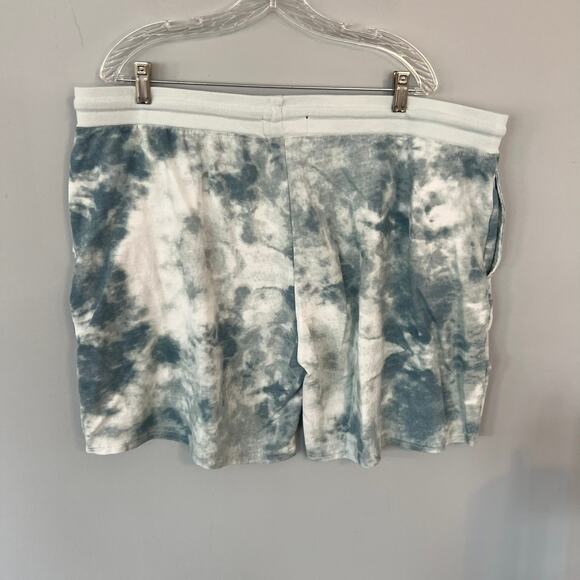 No Boundaries Blue & White Tie Dye Pull On Shorts Plus Size 2X / 44 - 46 - Picture 5 of 7